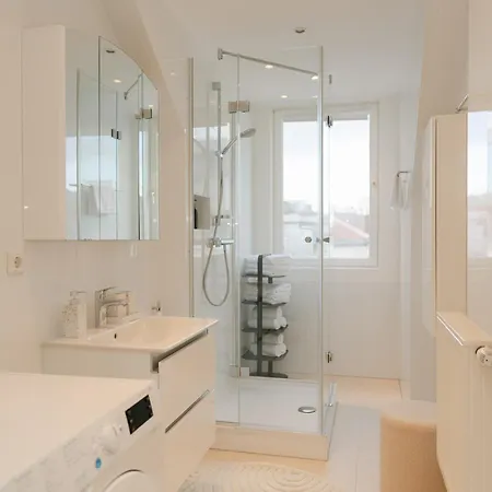 Stylish Apt For 4-6, 5 Min To Center, No Lift Currently Wiedeń Zewnętrze zdjęcie