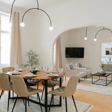 Stylish Apt For 4-6, 5 Min To Center, No Lift Currently Wien Exterior foto
