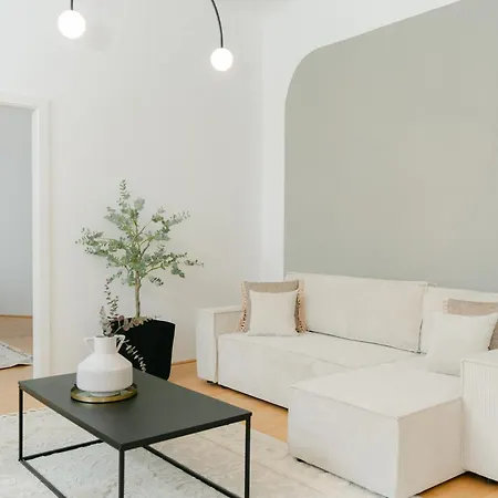 Stylish Apt For 4-6, 5 Min To Center, No Lift Currently Wien Exterior foto