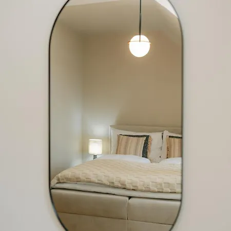 Stylish Apt For 4-6, 5 Min To Center, No Lift Currently Wiedeń Zewnętrze zdjęcie
