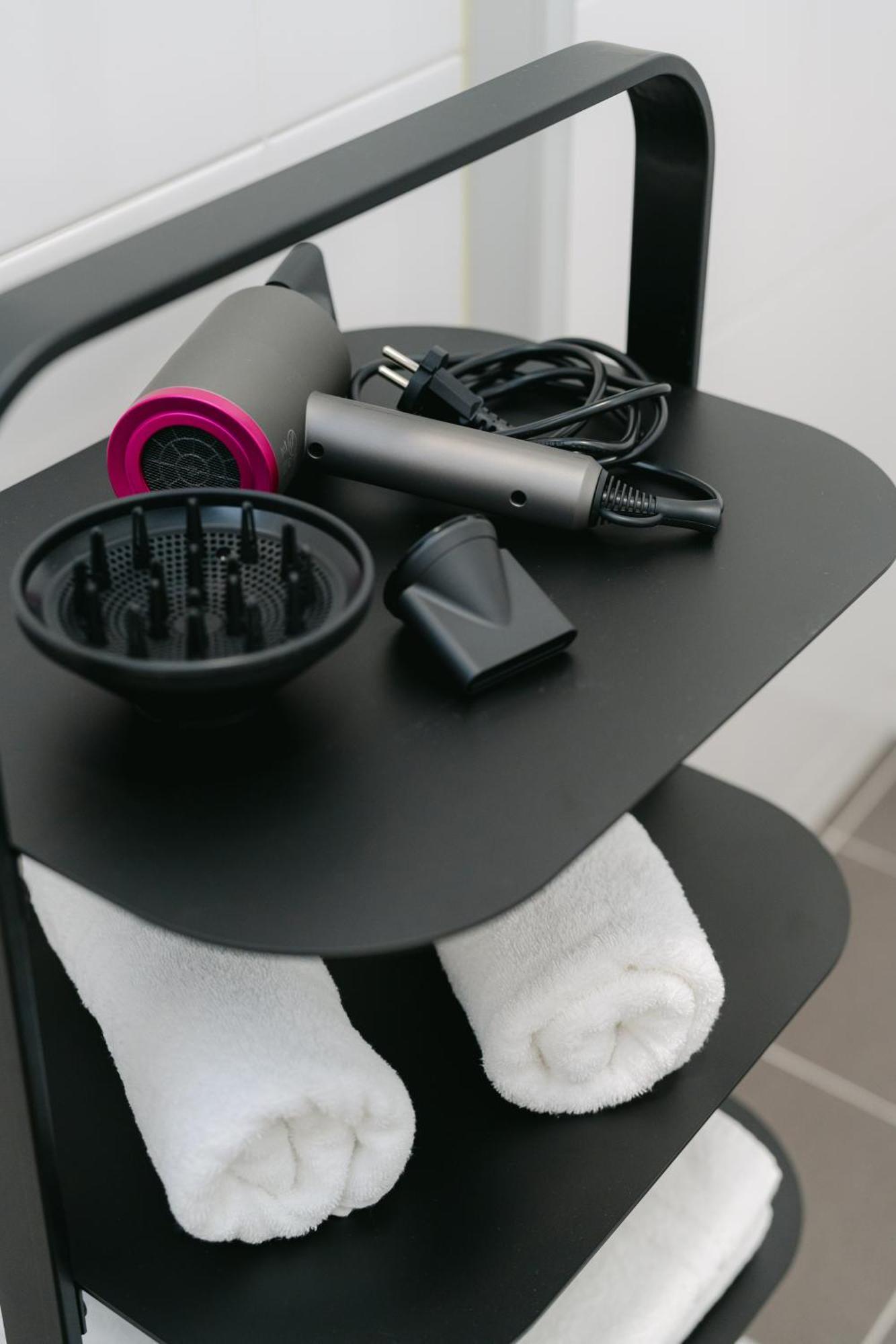Stylish For 4-6, 5 Min To Center, No Lift Currently Apartmán